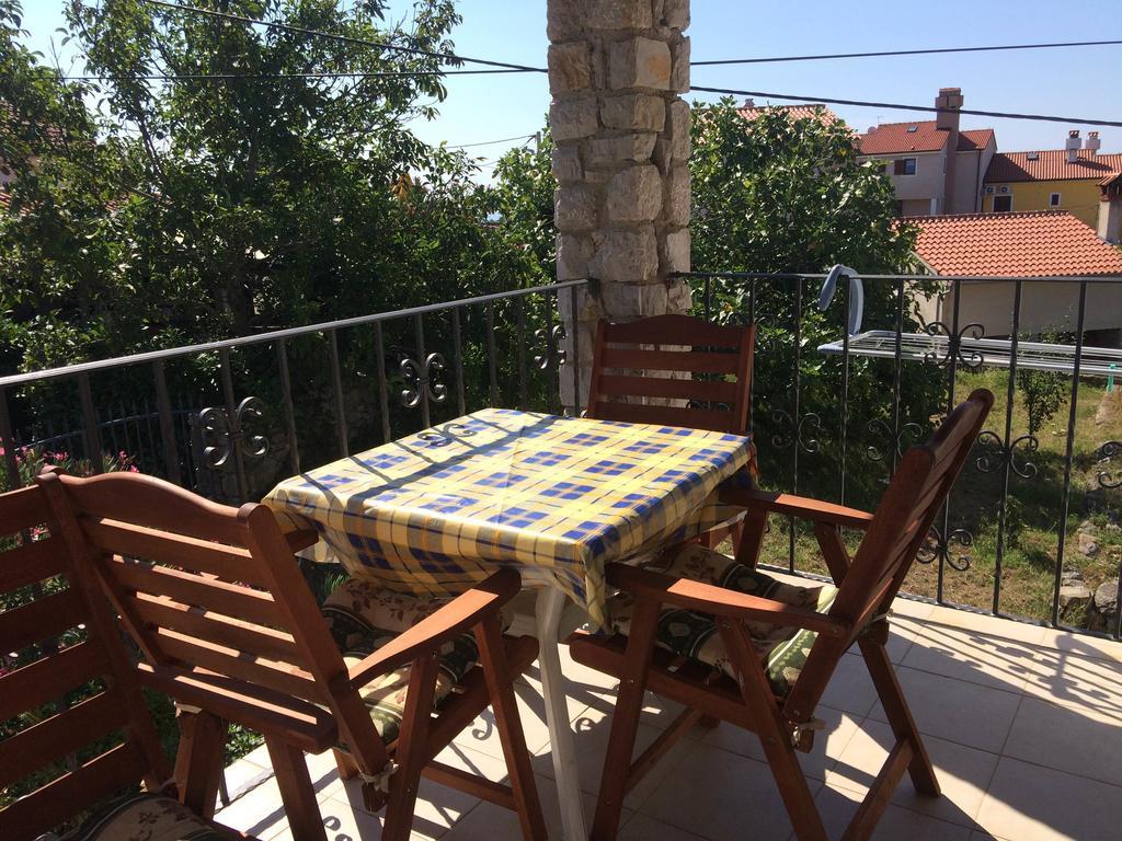Apartments Vodaric Loznati Cres Exterior photo